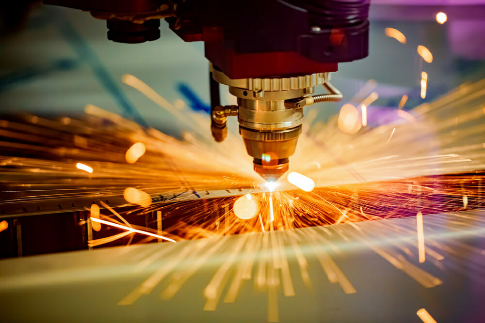 Thunder Laser vs Aeon Laser Cutting Machines