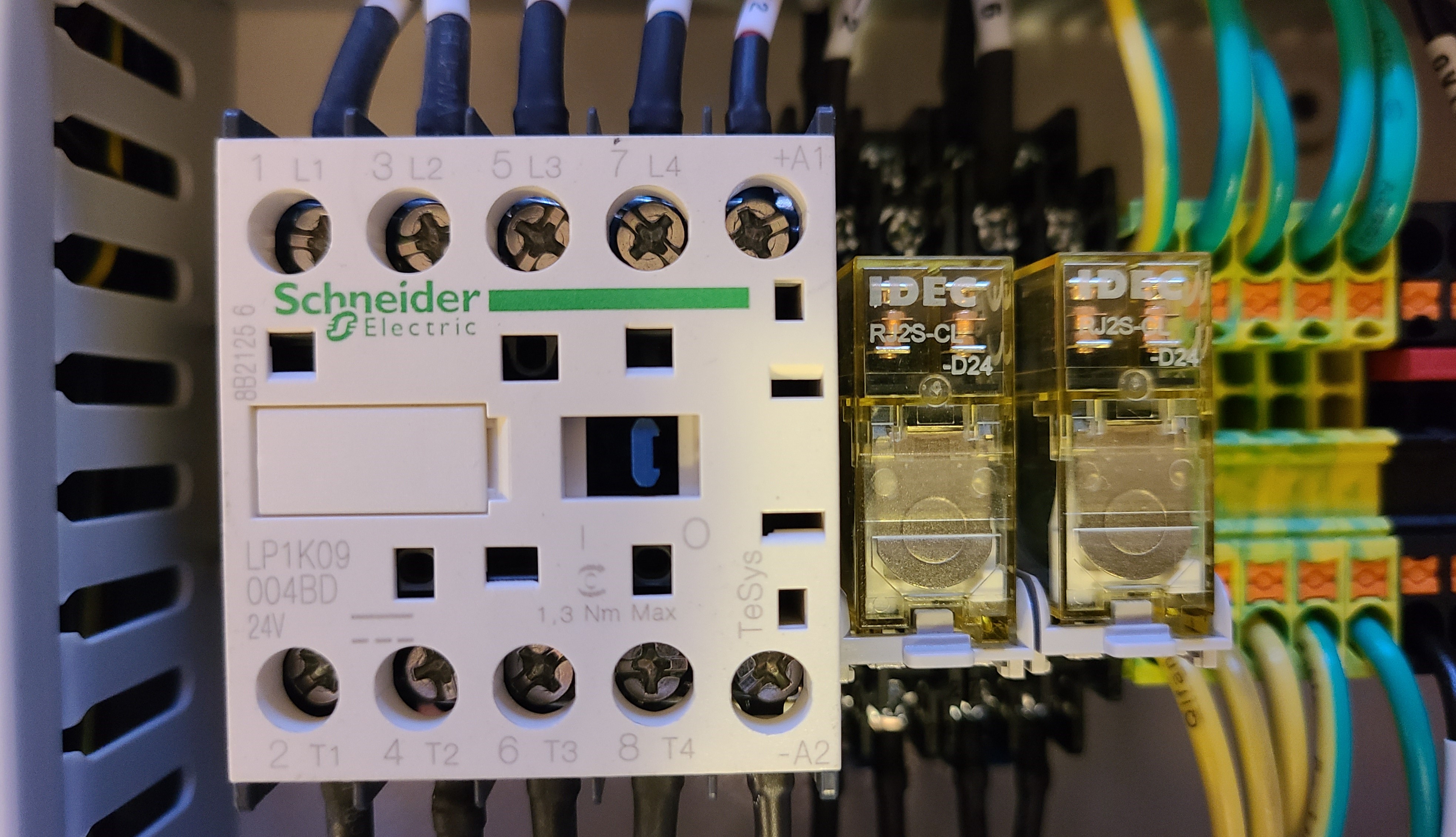 Main Contactor