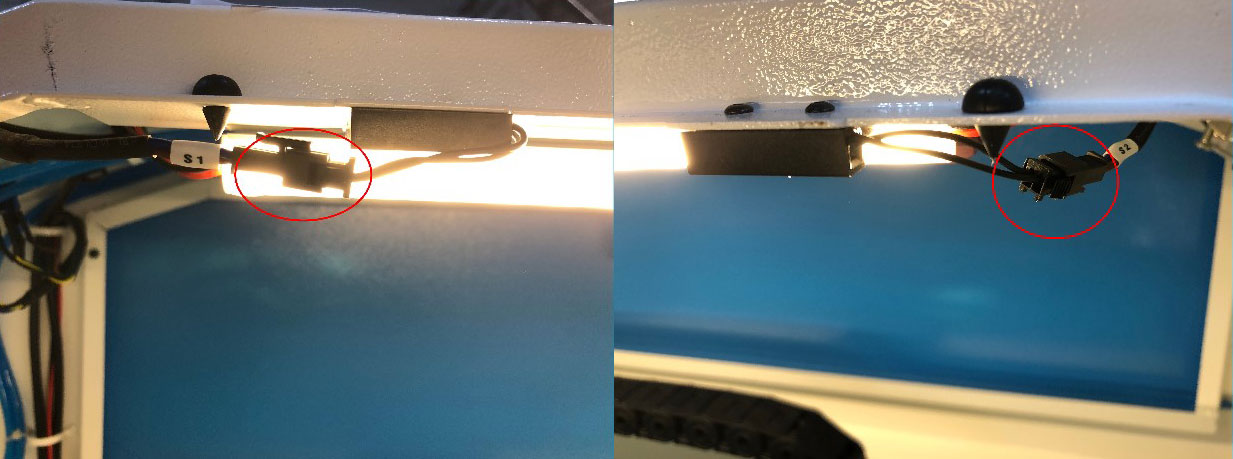 Sensor connection plugs