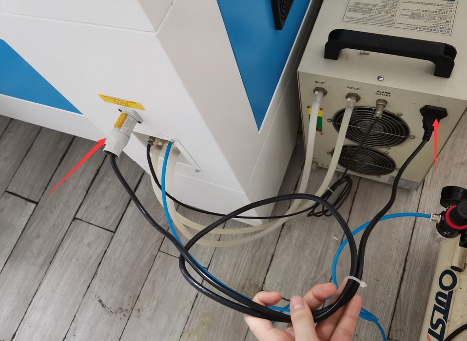 Chiller main power connection