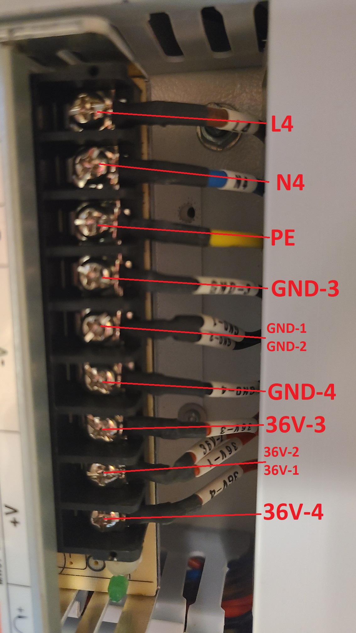 Picture of wiring before removing wires from 36V power supply terminals